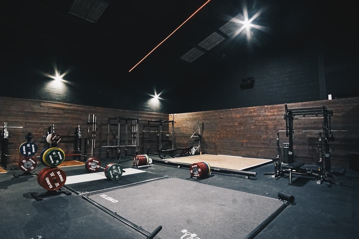 Best Powerlifting Logbook 2026: Why 'Custom' Beats Generic Every Time - ForgeLogbooks custom workout logbook